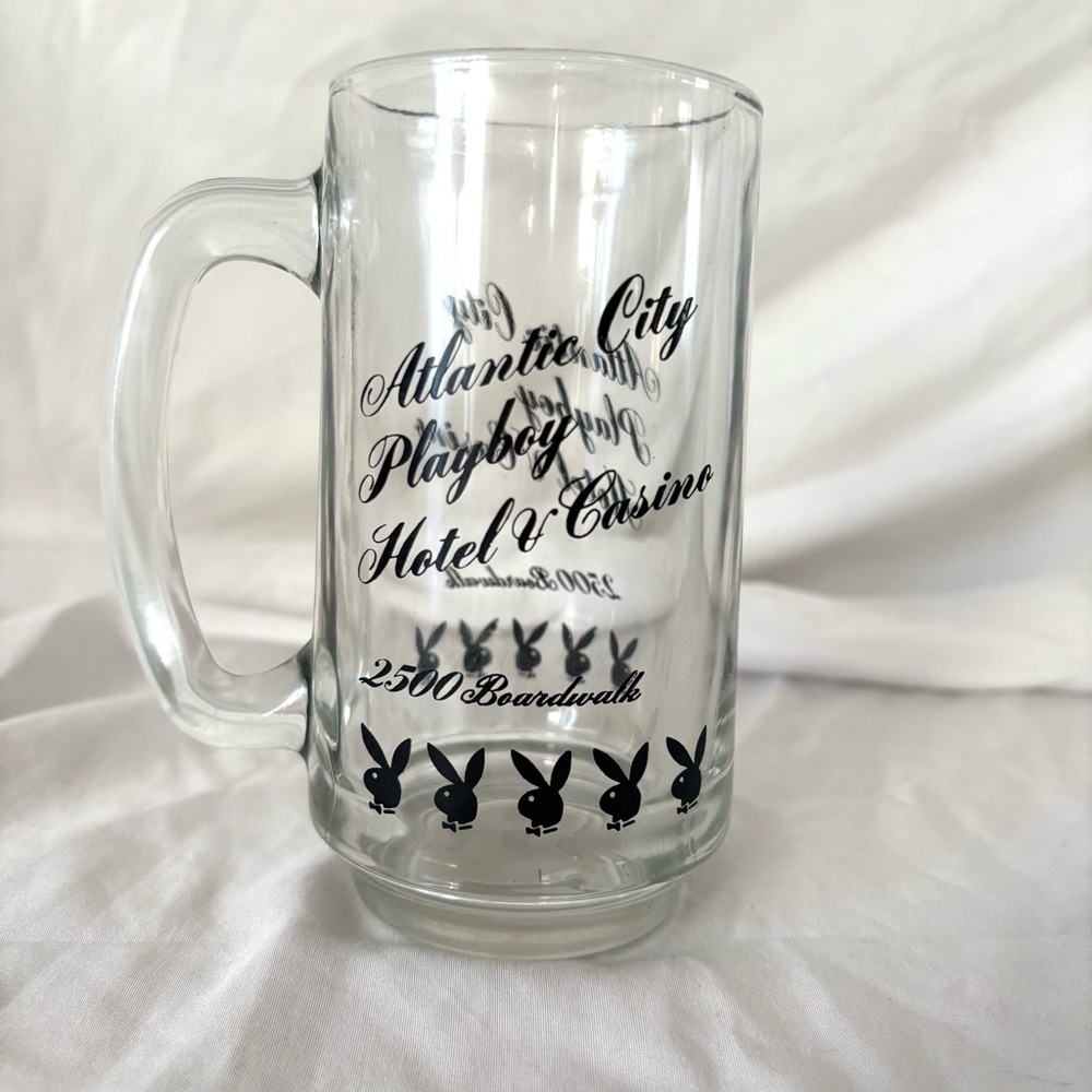 Vintage 80s playboy club Atlantic City motel casino glass cup mug